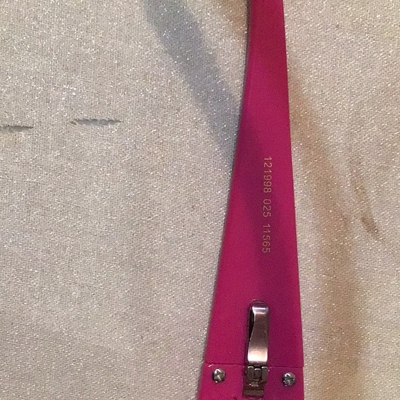 2 pairs of yellow and hot pink sun glasses. - Picture 9 of 9